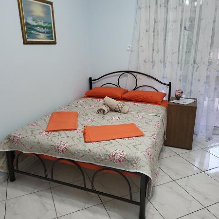 Thea Sea Apartment Nea Moudania Buitenkant foto