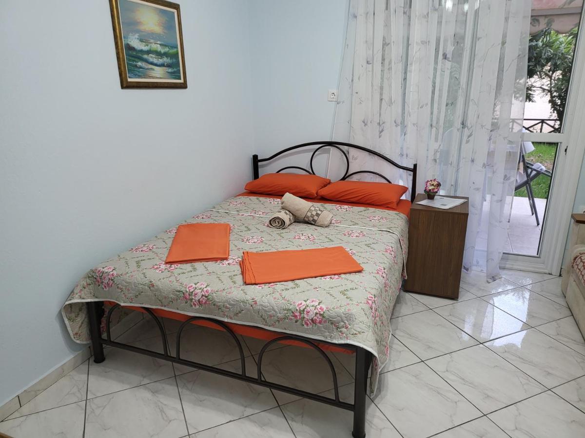 Thea Sea Apartment Nea Moudania Buitenkant foto